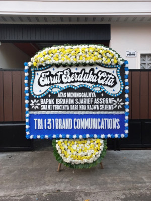 Papan Bunga Duka di Karanggayam
